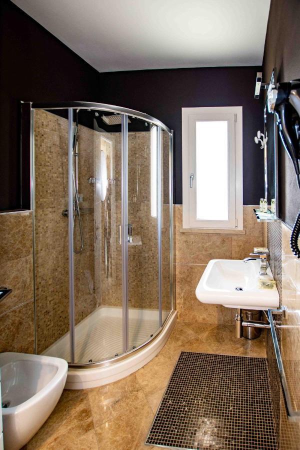 Hotel Boutique Carolina Marina di Castagneto Carducci Εξωτερικό φωτογραφία