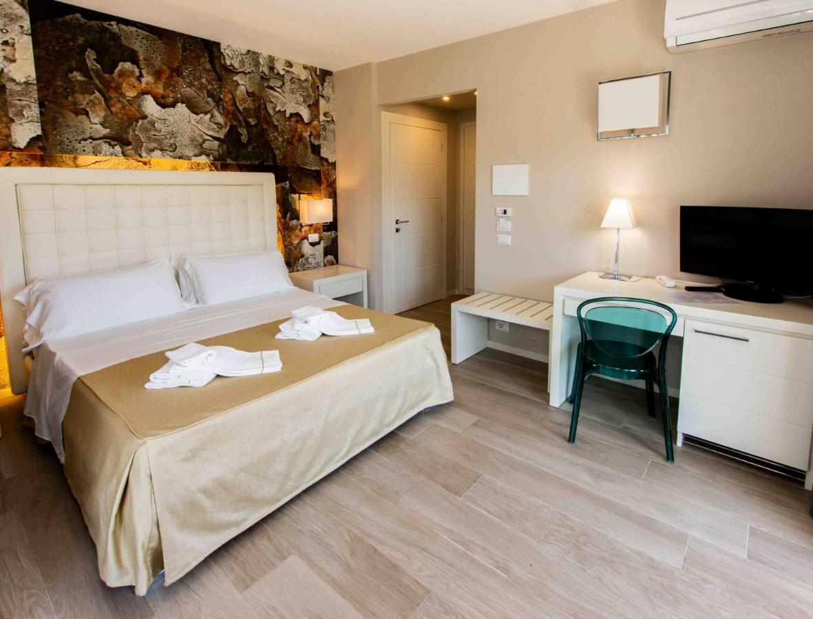 Hotel Boutique Carolina Marina di Castagneto Carducci Εξωτερικό φωτογραφία