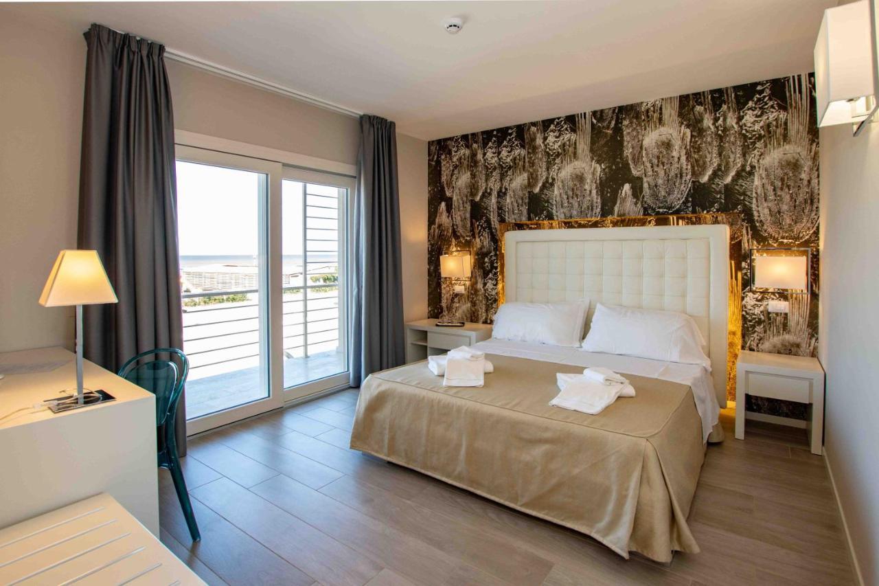 Hotel Boutique Carolina Marina di Castagneto Carducci Εξωτερικό φωτογραφία